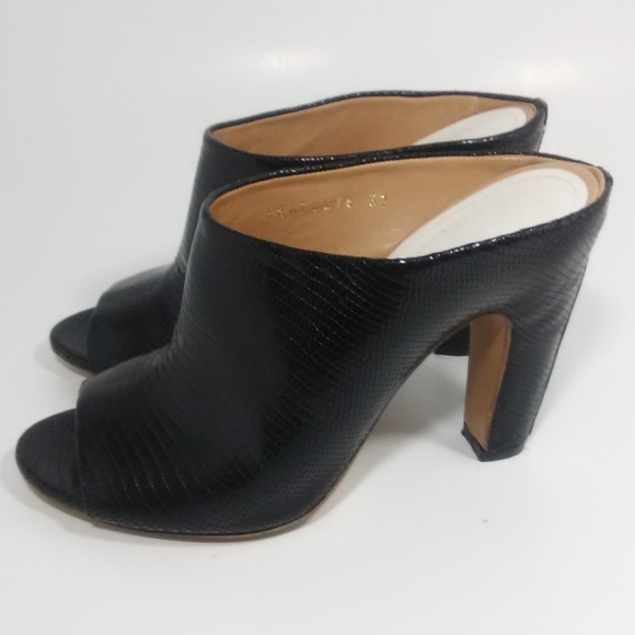 Maison Martin Margiela Shoes - MAISON MARTIN MARGIELA Black Leather Heel Mules 37